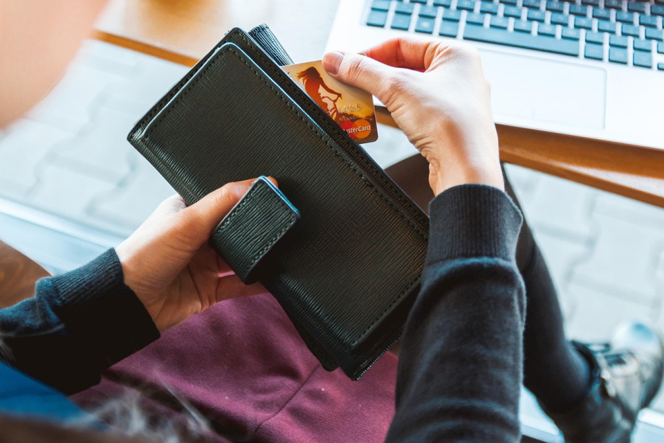 online shopping laptop payment